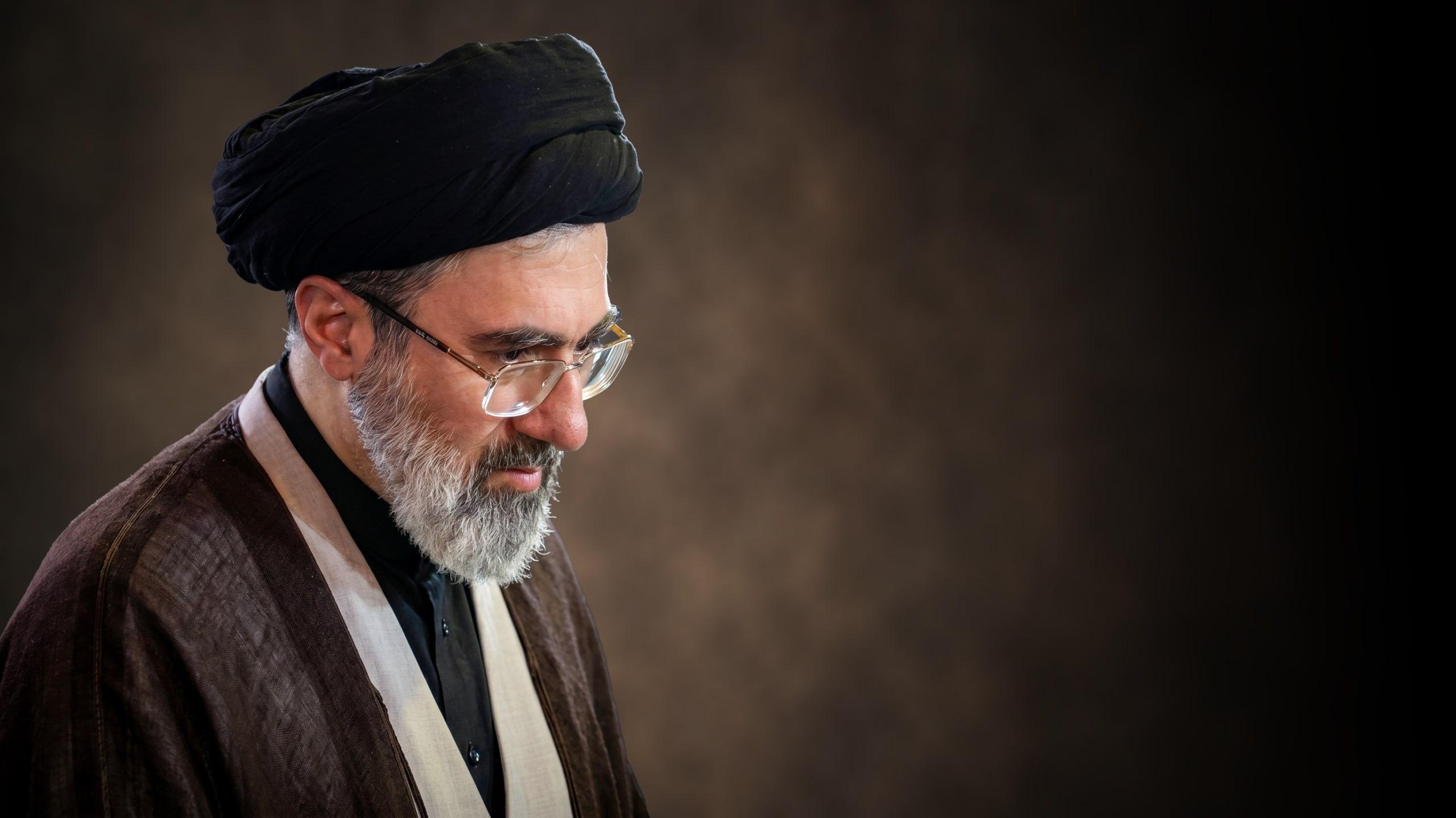 ایران کے آقائے شہید کی تشییع اور تدفین کی مناسبت سے رہبر انقلاب کا پیغام
