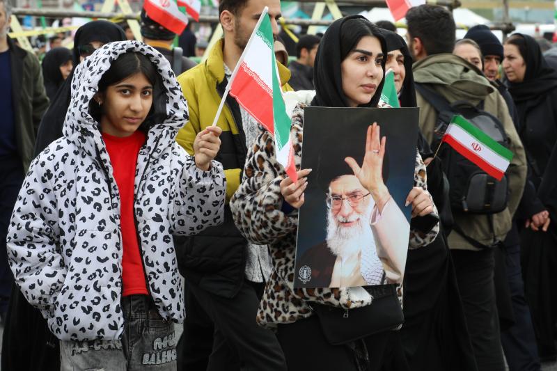 gallery item french.khamenei.ir_20260211_11.jpg