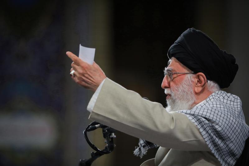 gallery item imam_jamenei_18.jpg