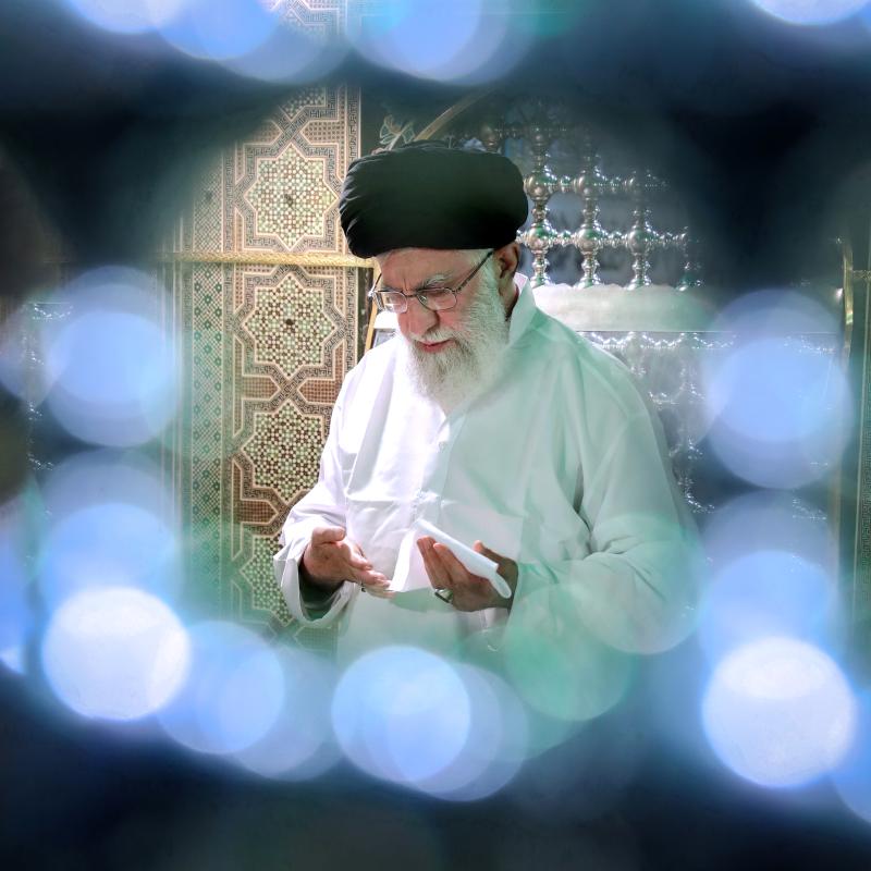 gallery item imam_jamenei_47.jpg