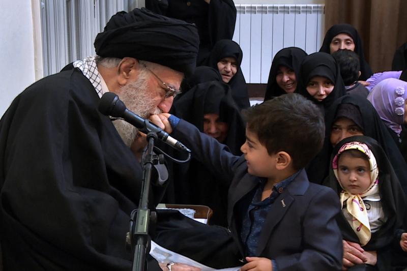 gallery item imam_jamenei_60.jpg