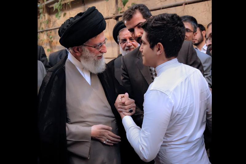 gallery item imam_jamenei_90.jpg