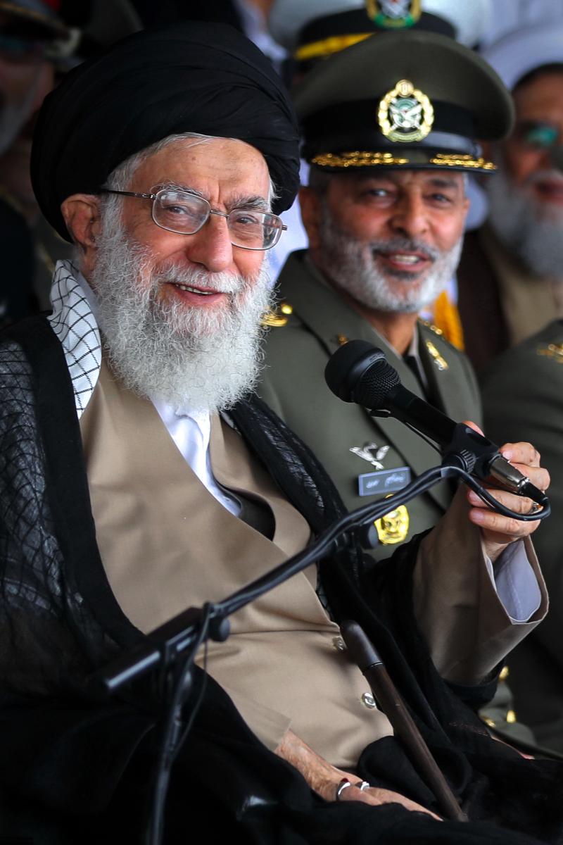 gallery item martir_ayatola_imam_seyed_ali_jamenei_116.jpg