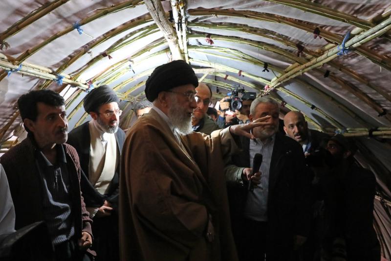 gallery item martir_ayatola_imam_seyed_ali_jamenei_121.jpg