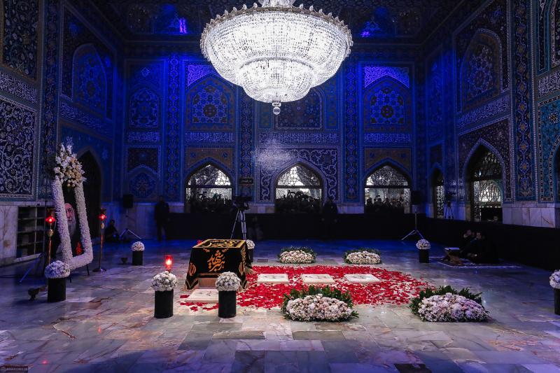 gallery item tumba_de_imam_jamenei_08.jpg