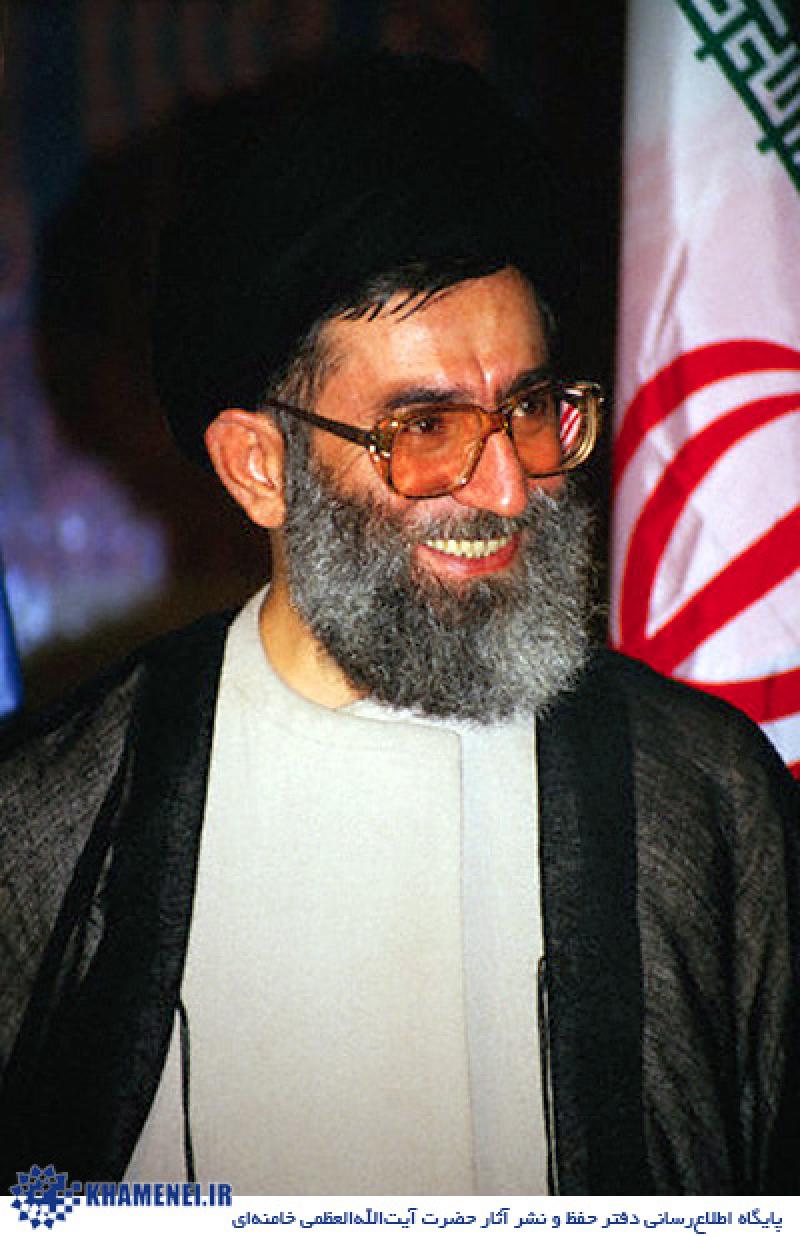 gallery item lider_martir_de_la_revolucion_islamica_el_ayatola_jamenei_2.jpg