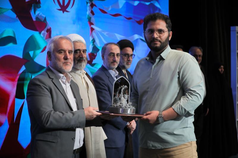 gallery item pic-43945-1762808683.jpg