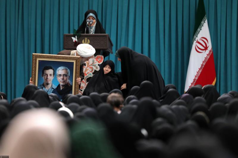 gallery item pic-44257-1764793545.jpg