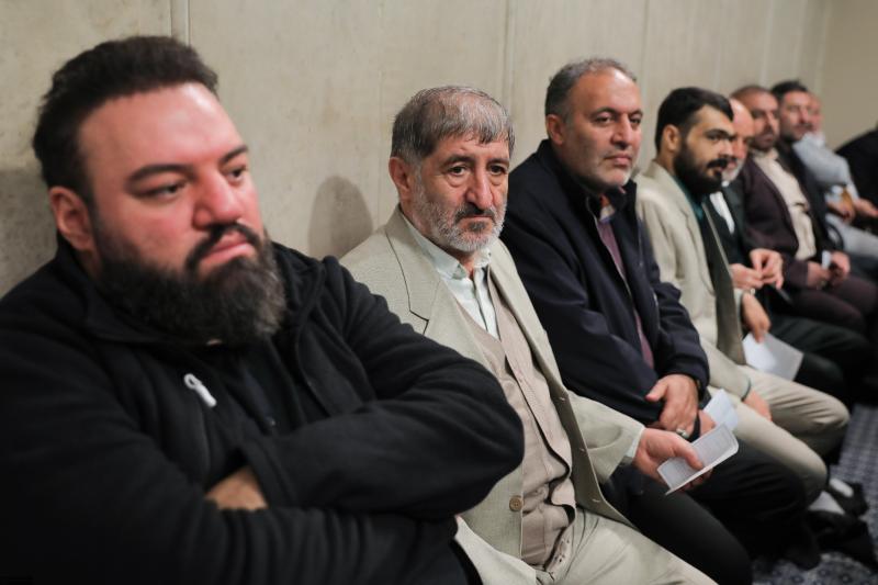 gallery item pic-44293-1765472357.jpg