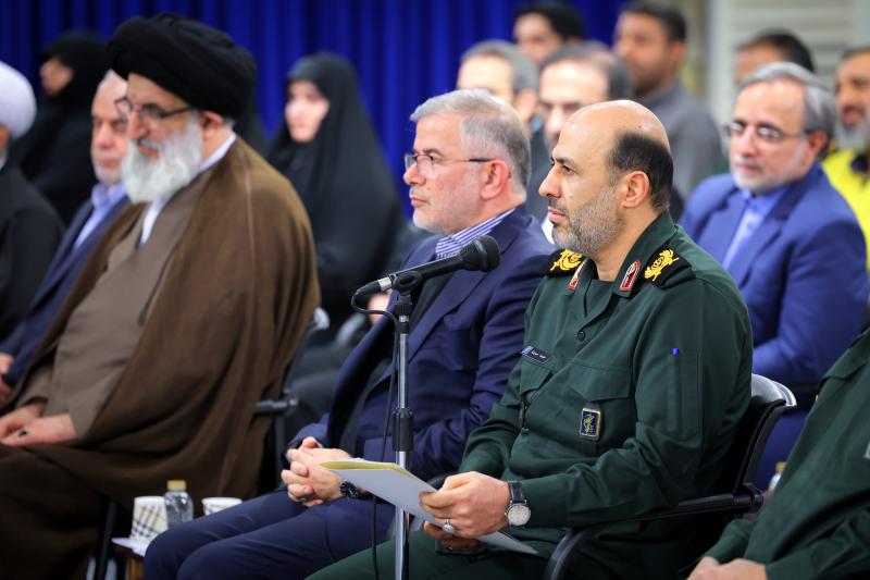 gallery item pic-44353-1765909015.jpg