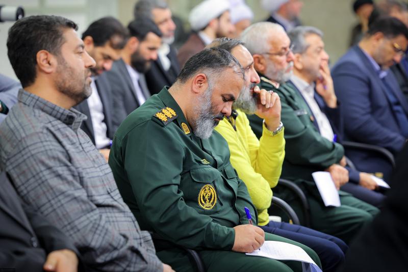 gallery item pic-44362-1765909015.jpg