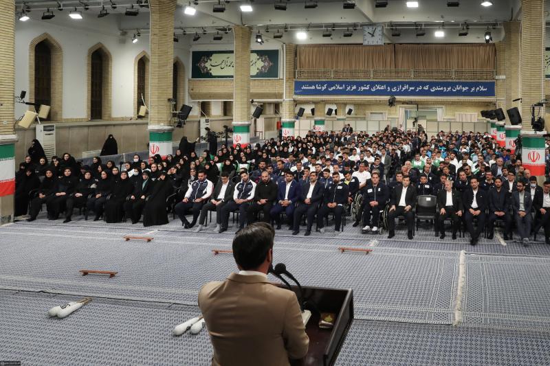 gallery item pic-54995-1761073450.jpg