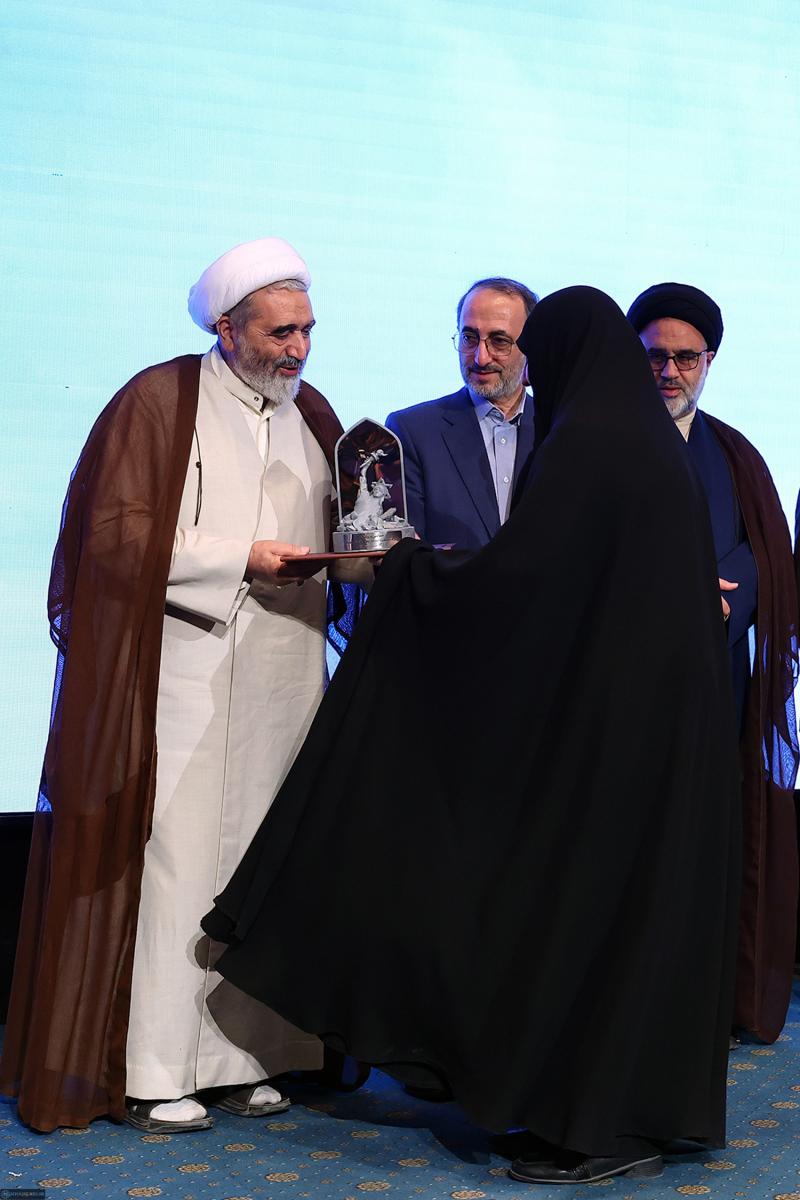 gallery item pic-55438-1762803575.jpg