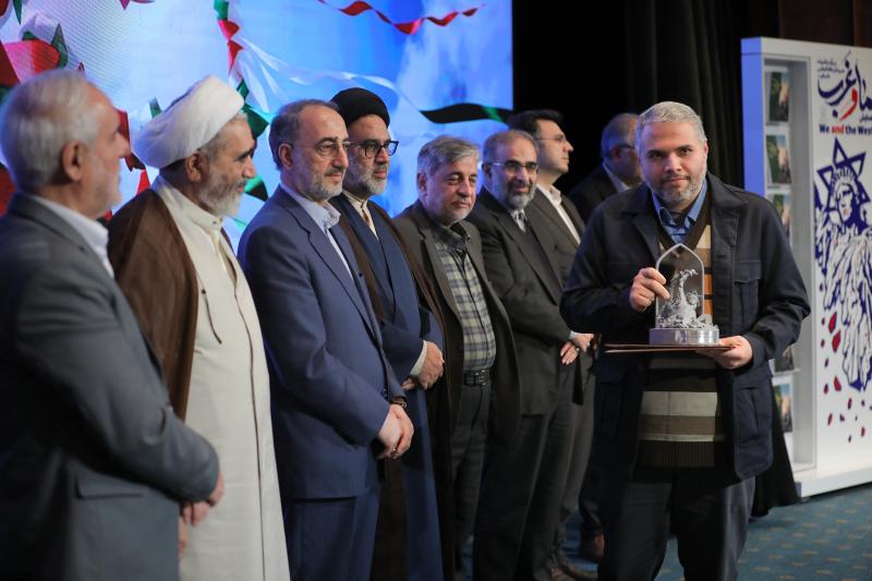 gallery item pic-55459-1762804051.jpg