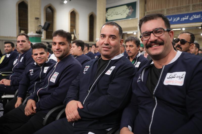 gallery item pic-70258-1760961119.jpg