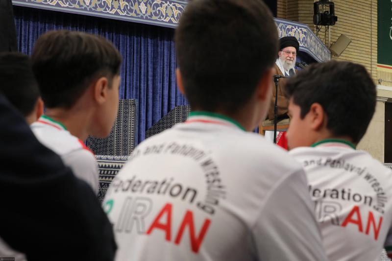 gallery item pic-70260-1760961119.jpg