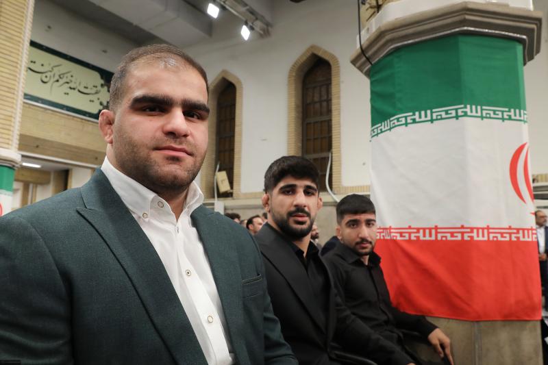 gallery item pic-70264-1760961119.jpg