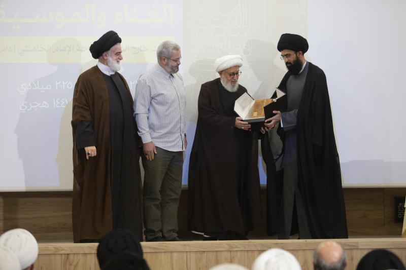 gallery item pic-70322-1761126496.jpg