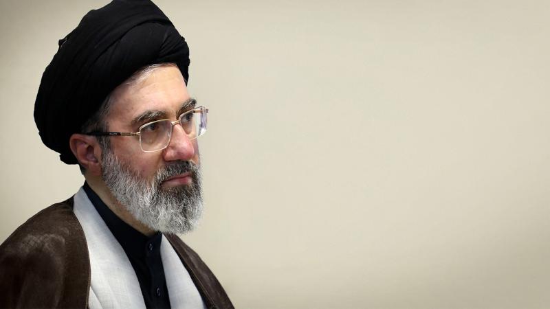 İslam İnqilabının Möhtərəm Rəhbərinin Ayətullah Seyid Əli Xameneinin şəhadətinin 40-cı günü münasibətilə mesajı və Üçüncü İraq İlhakı Müharibəsi məsələləri