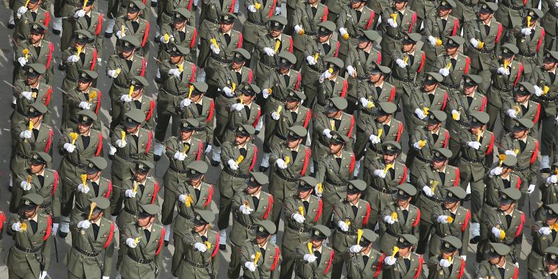 Mensaje con motivo del auspicioso aniversario del nacimiento del Ejército de Irán