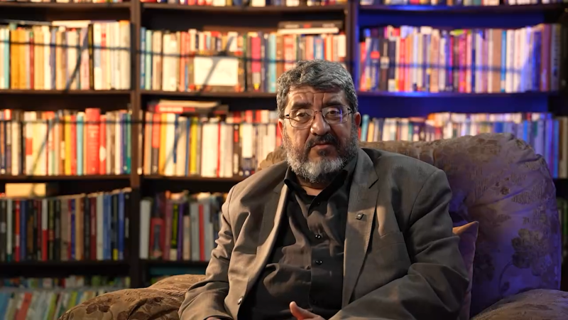 The background of Martyr Khamenei’s extensive international knowledge