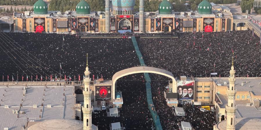 Funeral prayer and procession of the pure body of the martyred Leader in Qom