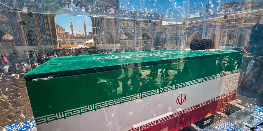 Cortège funèbre et prière mortuaire pour le Guide martyr de la Révolution islamique à Nadjaf, en Irak
