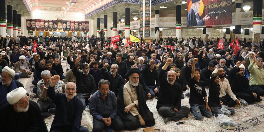 قم میں غیر ملکی طلباء کی جانب سے رہبر شہید کی مجلس ترحیم
