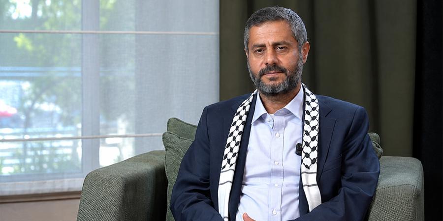 शहीद सैयद अली ख़ामेनेई ने अपने ख़ून से अमरीका को शिकस्त दे दी