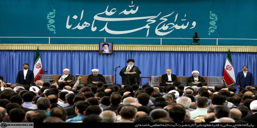 الإمام الخامنئي يصدر قراراً يعيّن فيه عبد العلي علي عسكري رئيساً لمؤسسة الإذاعة و التلفزيون